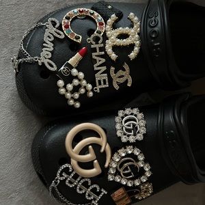 Women Size 9 black crocs